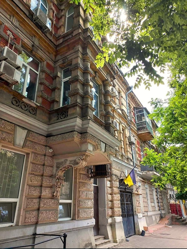 продажа многокомнатной квартиры номер A-173125 в Приморском районе, фото номер 14
